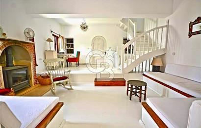 BODRUM DEREKÖY' de MÜSTAKİL HAVUZLU MÜŞTEMİLATLI ÇİFTLİK EVİ