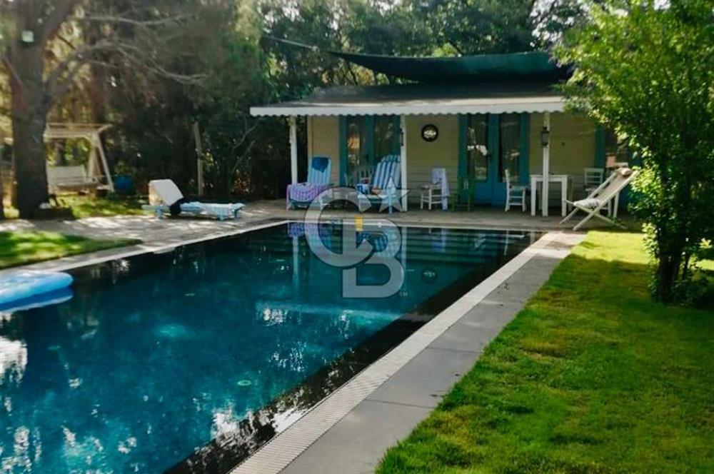 BODRUM DEREKÖY' de MÜSTAKİL HAVUZLU MÜŞTEMİLATLI ÇİFTLİK EVİ