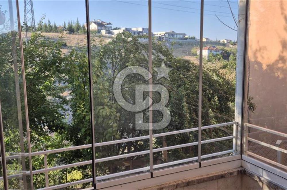 İncek Köy İçinde, Bulvara Yakın, Geniş ve Masrafsız 2+1 Kiralık Daire