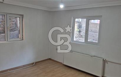 İncek Köy İçinde, Bulvara Yakın, Geniş ve Masrafsız 2+1 Kiralık Daire