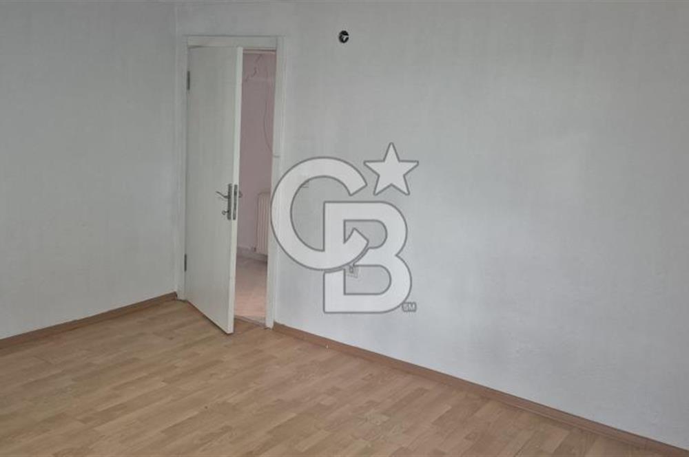 İncek Köy İçinde, Bulvara Yakın, Geniş ve Masrafsız 2+1 Kiralık Daire