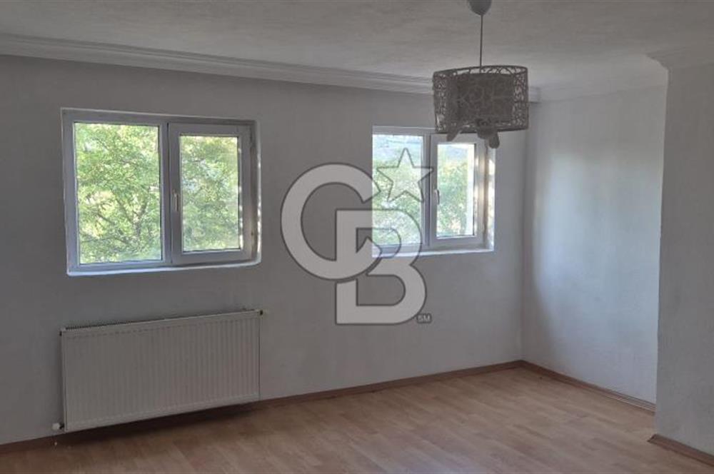 İncek Köy İçinde, Bulvara Yakın, Geniş ve Masrafsız 2+1 Kiralık Daire