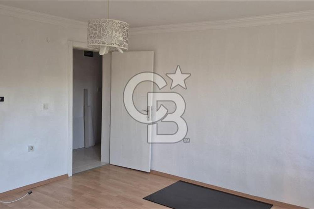 İncek Köy İçinde, Bulvara Yakın, Geniş ve Masrafsız 2+1 Kiralık Daire