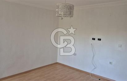 İncek Köy İçinde, Bulvara Yakın, Geniş ve Masrafsız 2+1 Kiralık Daire