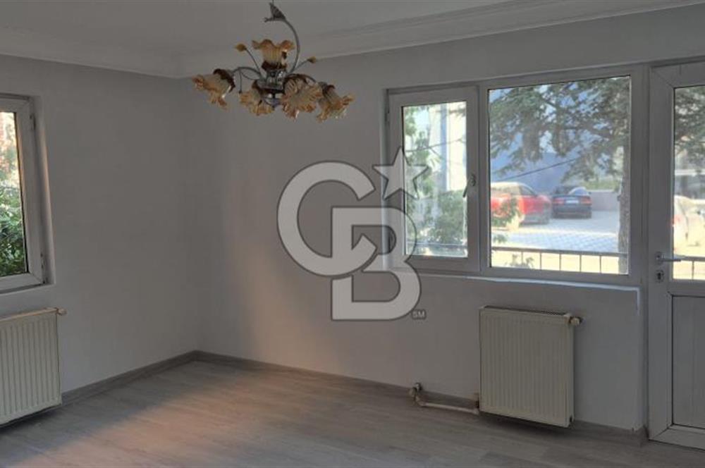İncek , Bulvara Yakın, Geniş ve Masrafsız 2+1 Kiralık