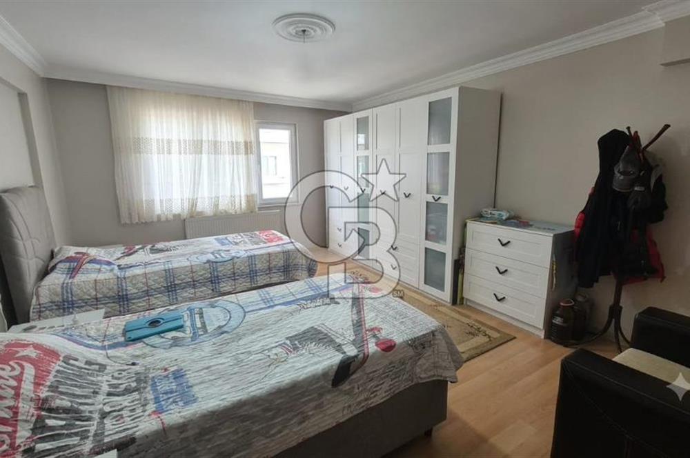YALI MAHALLESİ SATILIK GENİŞ 4+1 İSTER OTURUMLUK İSTER YATIRIMLIK