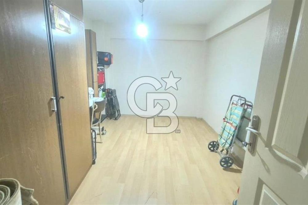 YALI MAHALLESİ SATILIK GENİŞ 4+1 İSTER OTURUMLUK İSTER YATIRIMLIK
