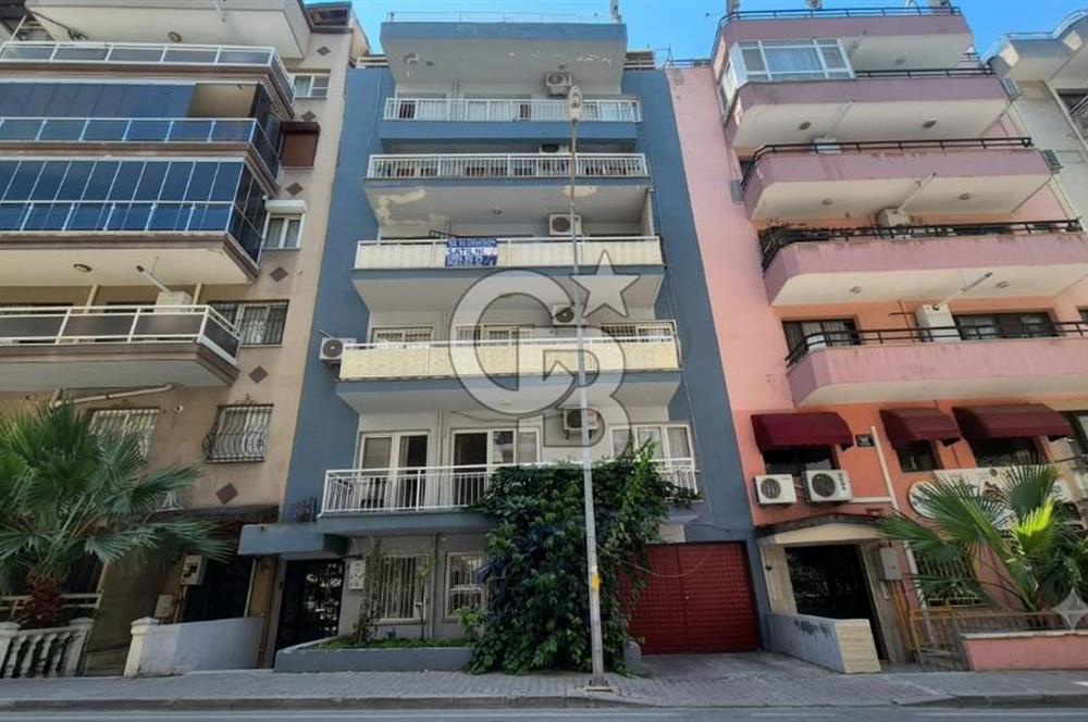 YALI MAHALLESİ SATILIK GENİŞ 4+1 İSTER OTURUMLUK İSTER YATIRIMLIK