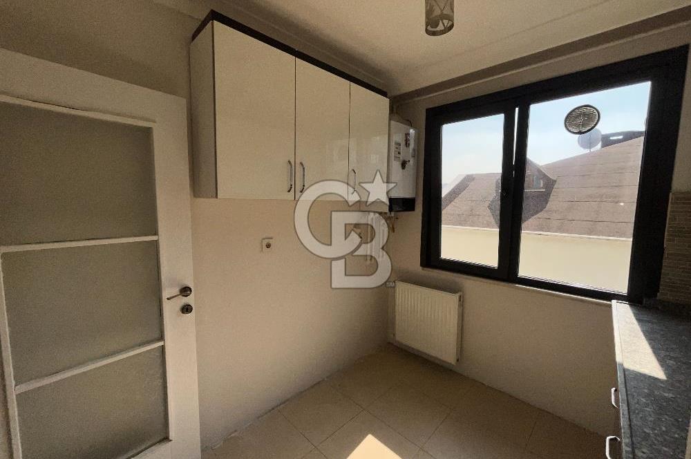 Ataşehir Esatpaşa Mahallesinde Balkonlu 1+1 Kiralık Daire