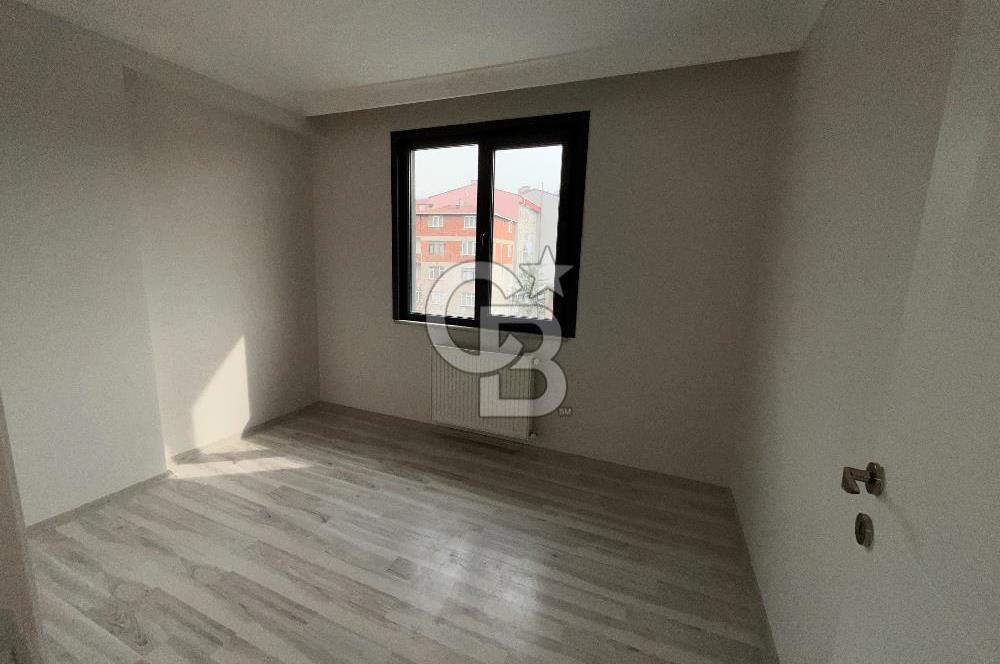 Ataşehir Esatpaşa Mahallesinde Balkonlu 1+1 Kiralık Daire