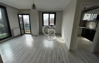 Ataşehir Esatpaşa Mahallesinde Balkonlu 1+1 Kiralık Daire