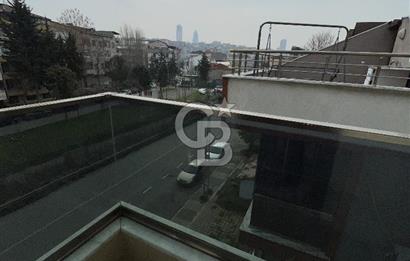 Ataşehir Esatpaşa Mahallesinde Balkonlu 1+1 Kiralık Daire