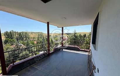 1837 M2 ÜZERİNDE 4 KATLI BAĞIMSIZ 3 DAİRELİ BİNA