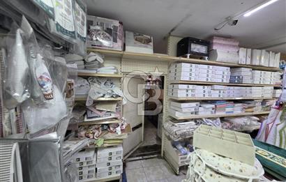 ATAŞEHİR KAYIŞDAĞI AKYAZI CADDESİ'NDE KAT MÜLKİYETLİ SATILIK  950 m² GENİŞ TİCARİ DÜKKAN
