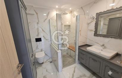 Konforun Zirvesinde Deniz Manzaralı, Ultra Lüks 3+1 Daire