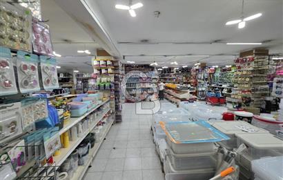 ATAŞEHİR KAYIŞDAĞI AKYAZI CADDESİ'NDE KAT MÜLKİYETLİ SATILIK  950 m² GENİŞ TİCARİ DÜKKAN
