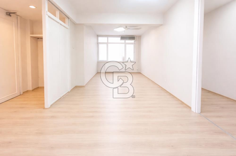 ŞİŞLİ, OSMANBEY, HALASGARGAZİ CADDESİNE KOMŞU 130 M2 DAİRE