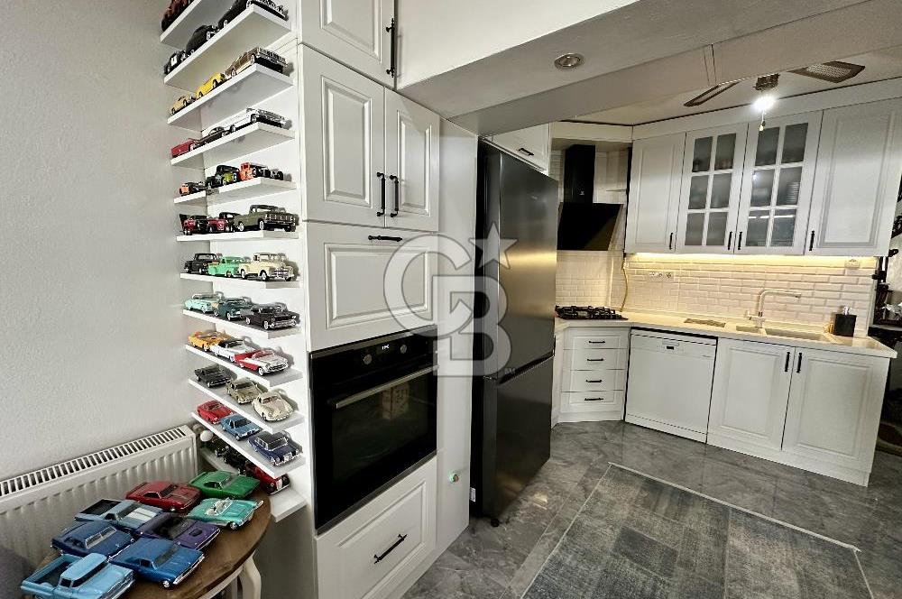 Karşıyaka Çarşıda Full Tadilatlı 2+1 | Çift Cephe, 2 Balkon