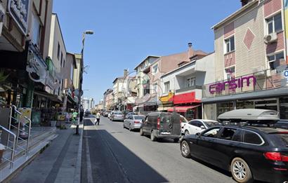 ATAŞEHİR KAYIŞDAĞI AKYAZI CADDESİ'NDE KAT MÜLKİYETLİ SATILIK  950 m² GENİŞ TİCARİ DÜKKAN
