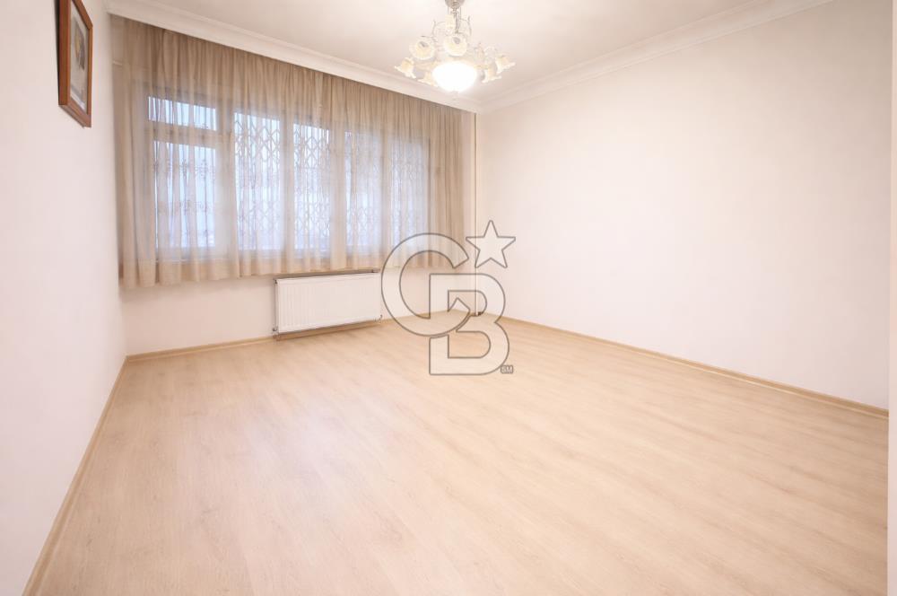 ŞİŞLİ, OSMANBEY, HALASGARGAZİ CADDESİNE KOMŞU 130 M2 DAİRE