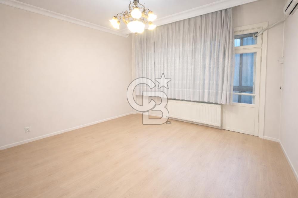 ŞİŞLİ, OSMANBEY, HALASGARGAZİ CADDESİNE KOMŞU 130 M2 DAİRE