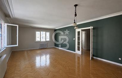 BEŞİKTAŞ,GAYRETTEPE, ŞENOL SOKAK'TA 3+1 120 M2 BALKONLU DAİRE