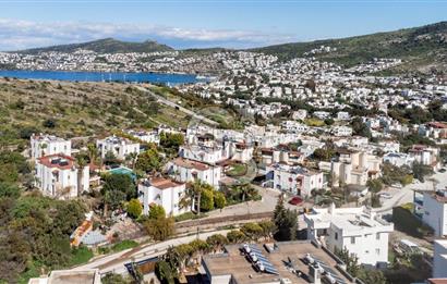 Gündoğan'da Manzaralı Tam Müstakil Bina - 3 Bağımsız Daireli