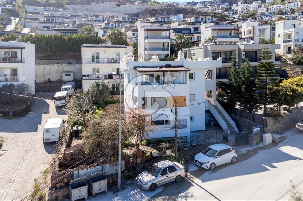 Gündoğan'da Manzaralı Tam Müstakil Bina - 3 Bağımsız Daireli