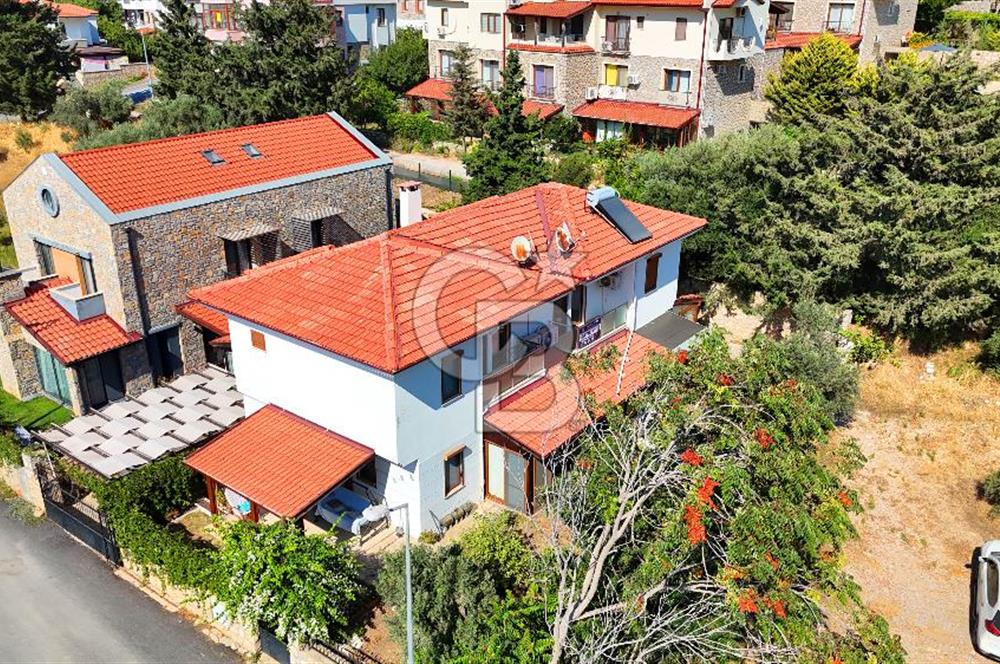 DATÇA MERKEZ’DE SATILIK 4+1 İKİZ VİLLA