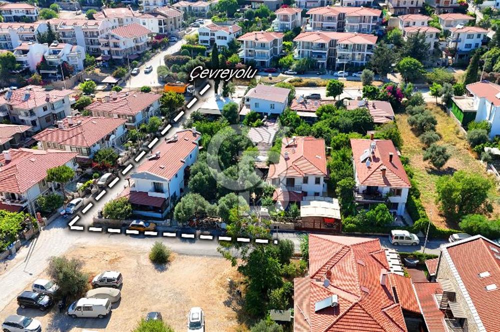 DATÇA MERKEZ’DE SATILIK 4+1 İKİZ VİLLA