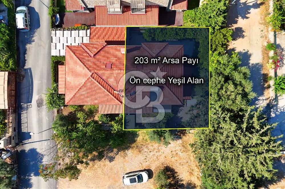 DATÇA MERKEZ’DE SATILIK 4+1 İKİZ VİLLA