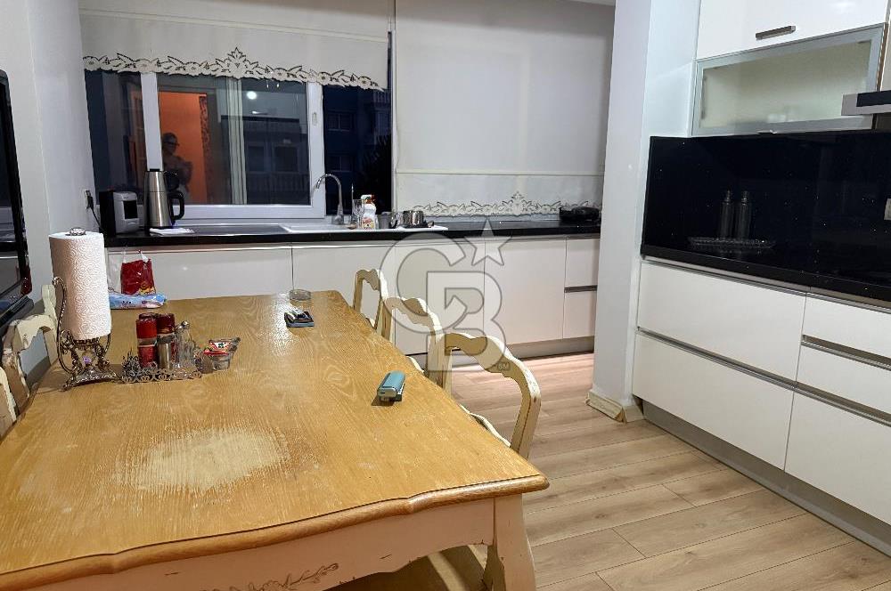 Balçova Korutürk 3+1 140 m2 Otoparklı