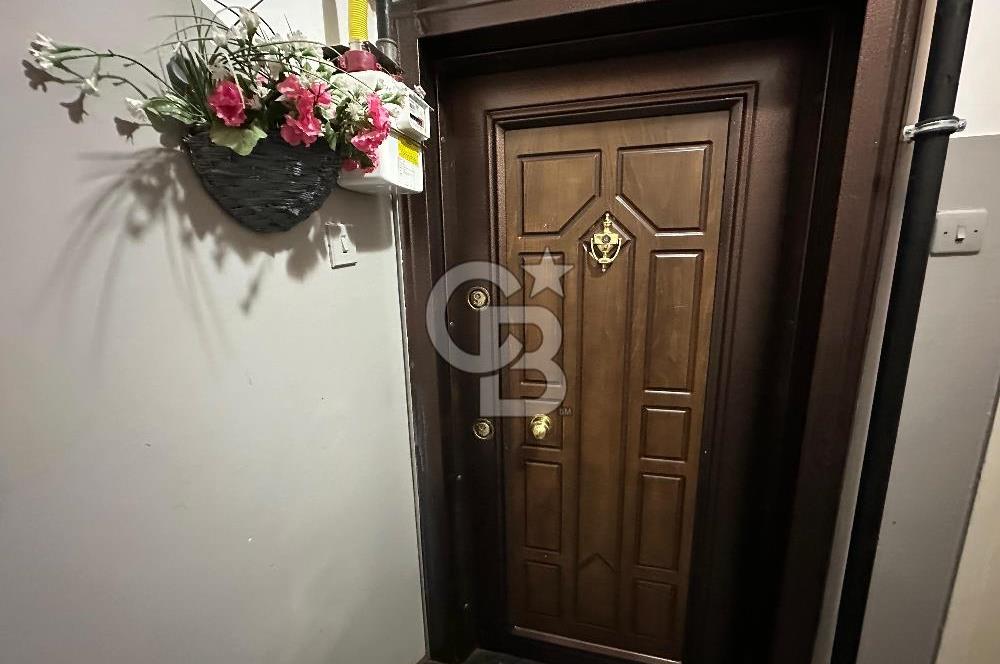 Karşıyaka Çarşıda Full Tadilatlı 2+1 | Çift Cephe, 2 Balkon