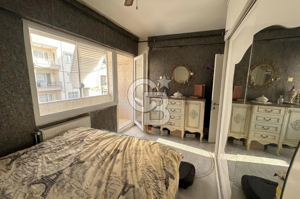 Karşıyaka Çarşıda Full Tadilatlı 2+1 | Çift Cephe, 2 Balkon