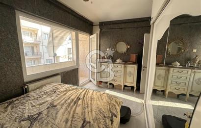 Karşıyaka Çarşıda Full Tadilatlı 2+1 | Çift Cephe, 2 Balkon