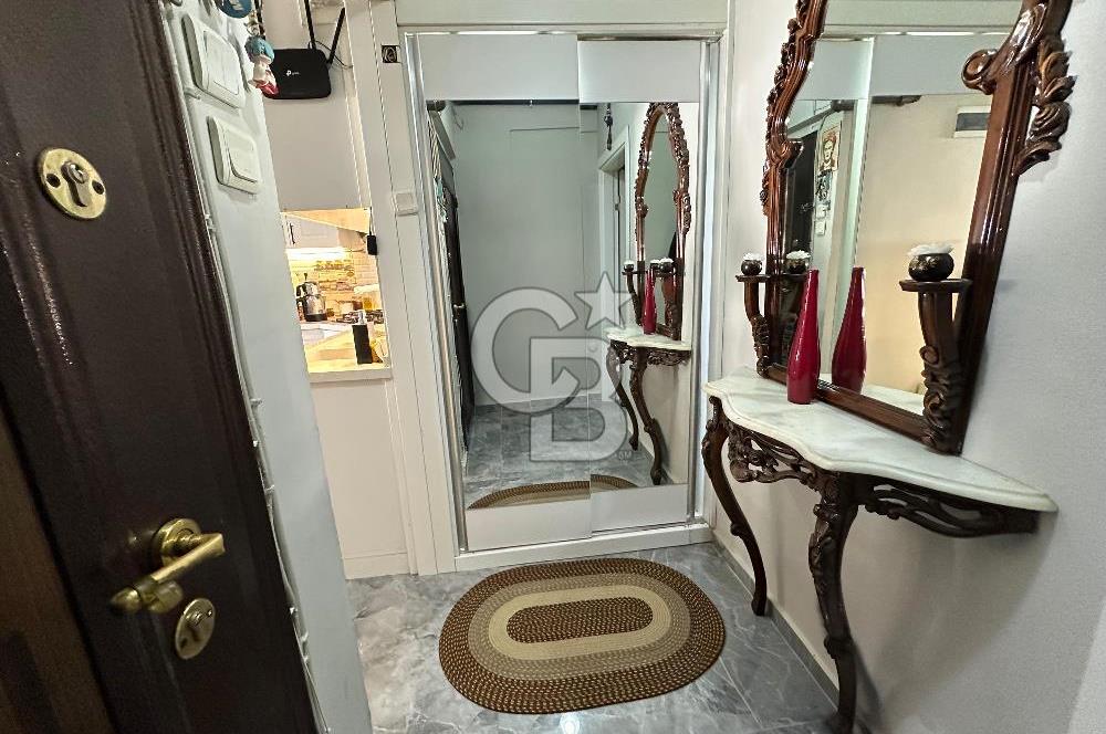 Karşıyaka Çarşıda Full Tadilatlı 2+1 | Çift Cephe, 2 Balkon