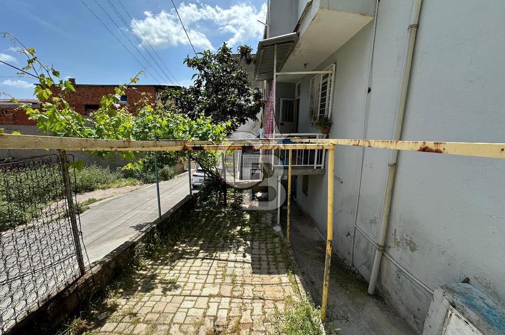 Karabağlar Umut'ta 2 Bağımsız Girişli Bahçeli Müstakil ev
