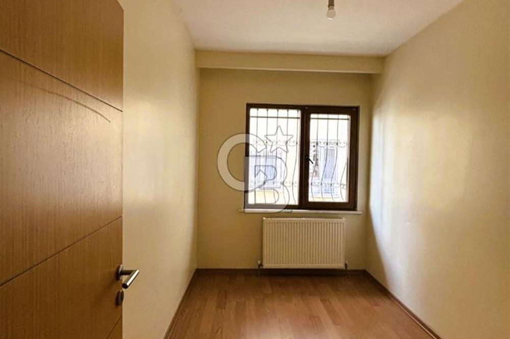 Şerifali Mahallesi Genç Binada Satılık Boş Yüksek Giriş 3+1 Daire 