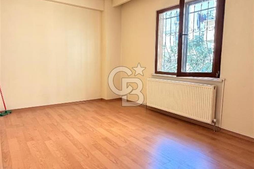 Şerifali Mahallesi Genç Binada Satılık Boş Yüksek Giriş 3+1 Daire 