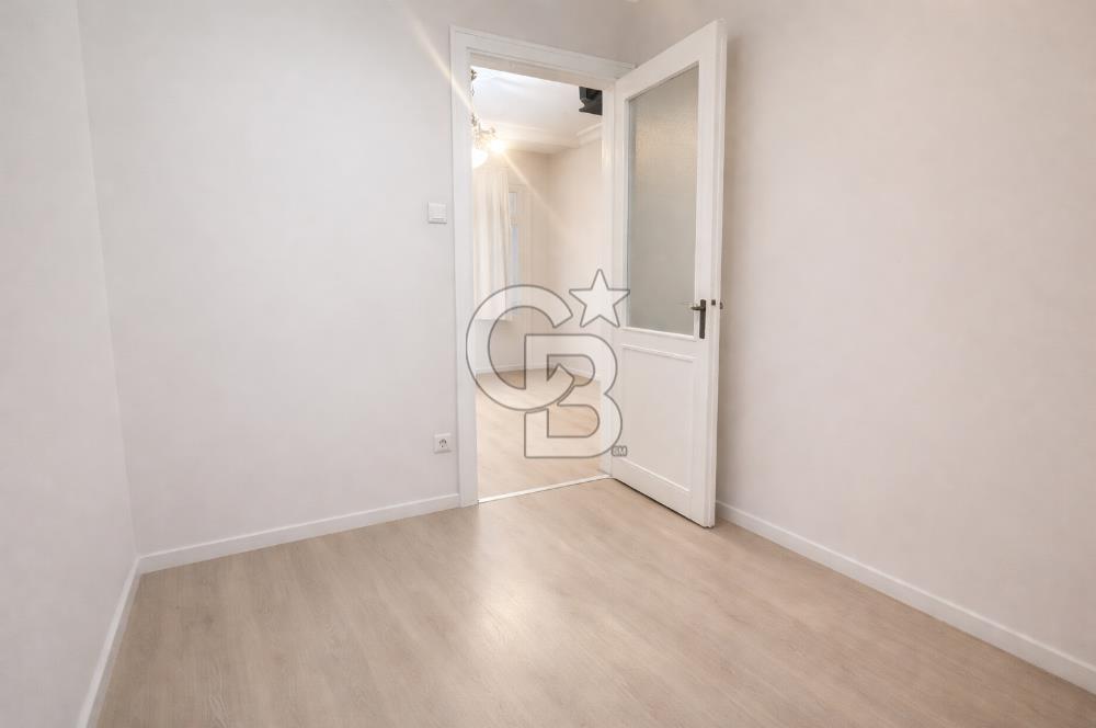 ŞİŞLİ, OSMANBEY, HALASGARGAZİ CADDESİNE KOMŞU 130 M2 DAİRE