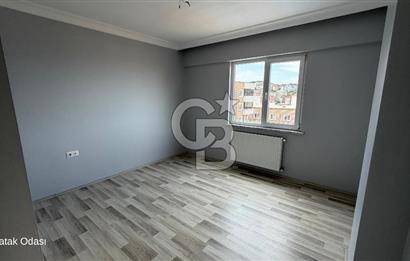 Güzelyalı'da 2+1 Havuzlu Kiralık Daire