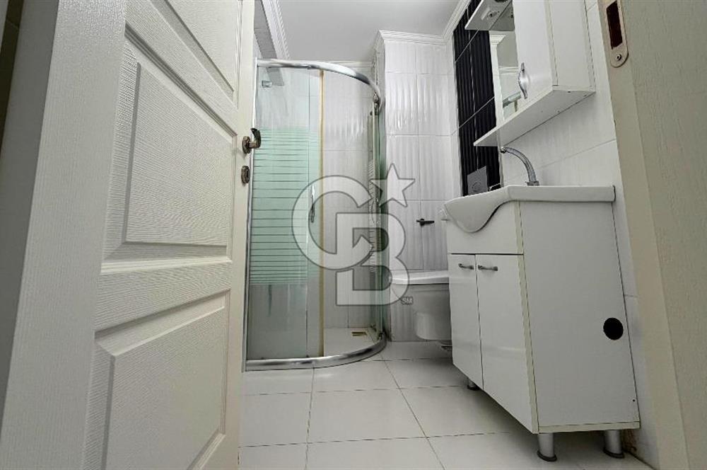 Güzelyalı'da 2+1 Havuzlu Kiralık Daire