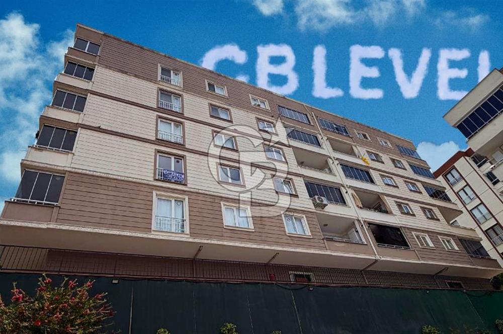 Güzelyalı'da 2+1 Havuzlu Kiralık Daire