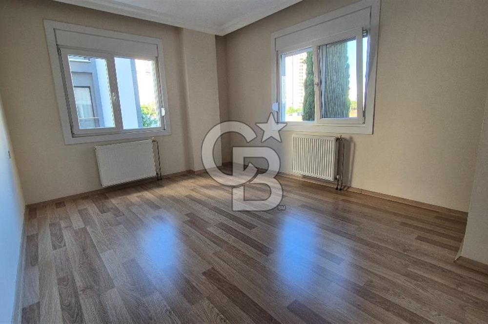 Soğanlık'ta Katta Tek Geniş m² Satılık 2+1Daire