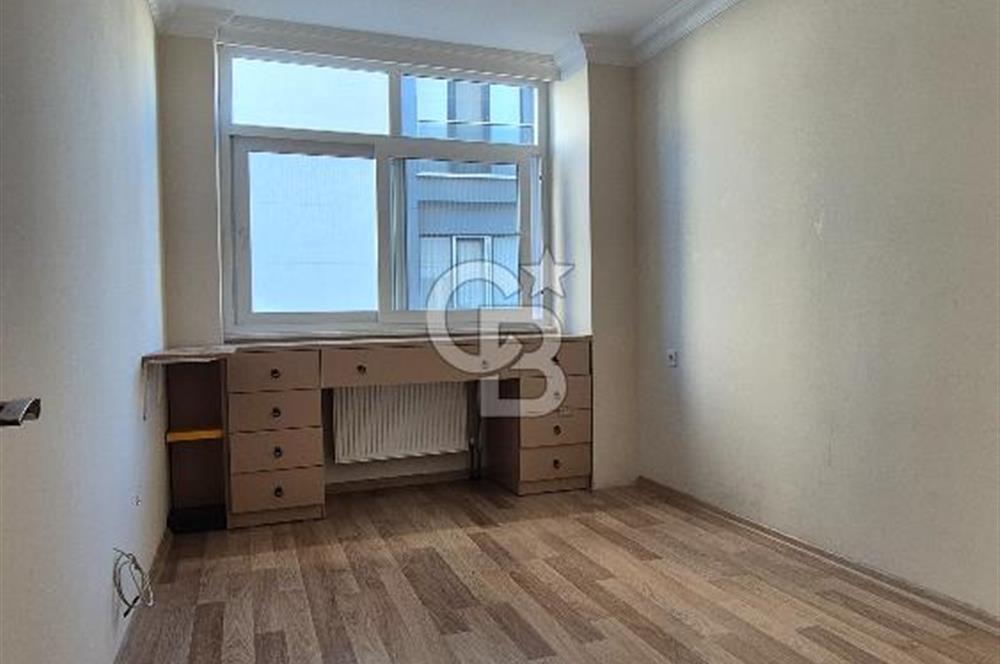 Soğanlık'ta Katta Tek Geniş m² Satılık 2+1Daire