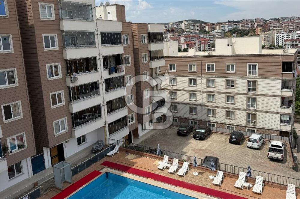 Güzelyalı'da 2+1 Havuzlu Kiralık Daire
