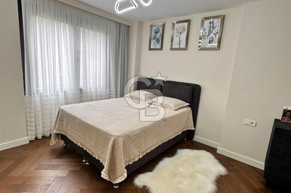 USKUMRUKÖY’DE BUTİK SİTE İÇİNDE SIFIR, FUL EŞYALI 4+1 LÜKS VİLLA