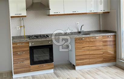 Güzelyalı'da 2+1 Havuzlu Kiralık Daire