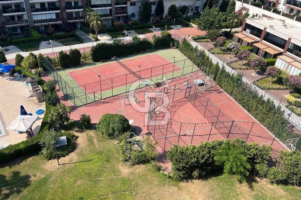 Park Yaşam Ataşehir Sitesinde Havuz Manzaralı Kiralık 2+1 Daire