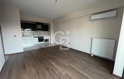 Park Yaşam Ataşehir Sitesinde Havuz Manzaralı Kiralık 2+1 Daire